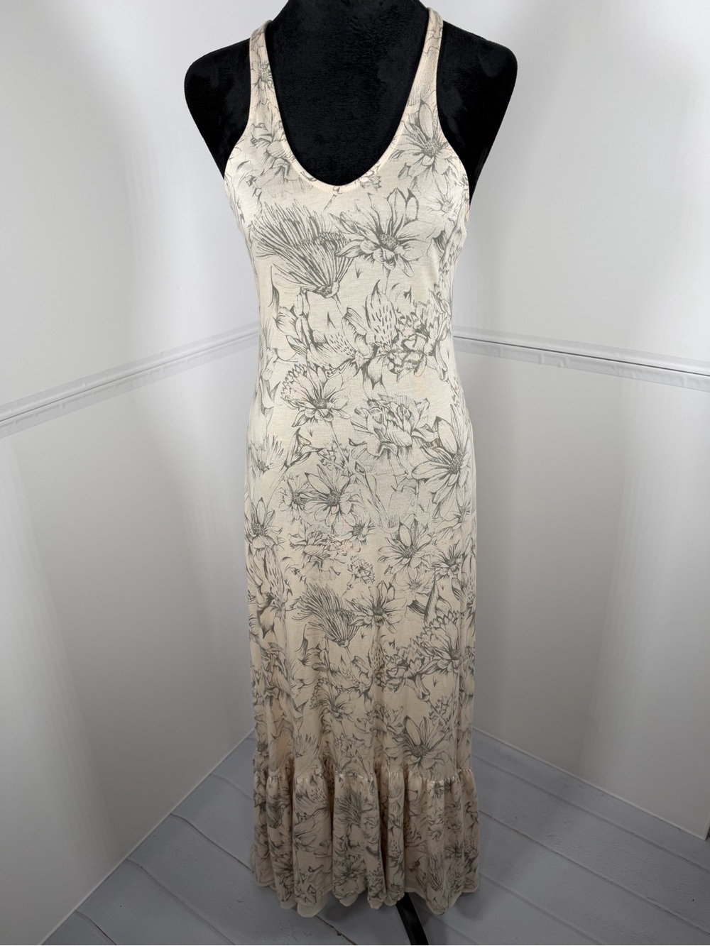 Banana Republic Heritage Cream Floral Maxi Dress Cross Back Size Small